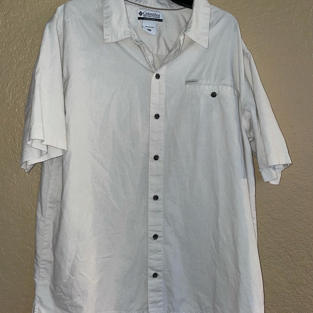 Columbia  Button Down